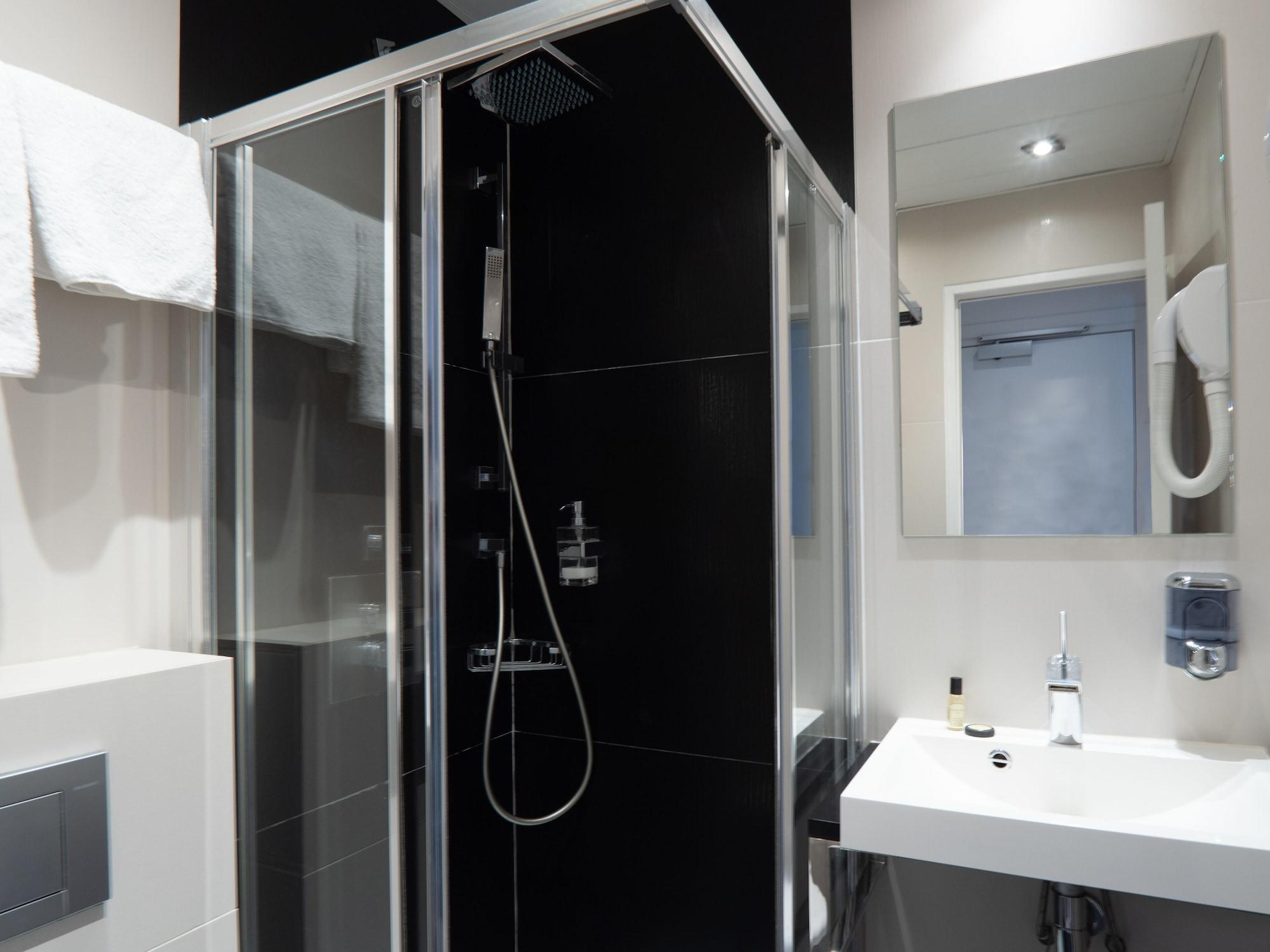 Nouvel Hotel Eiffel Париж Экстерьер фото